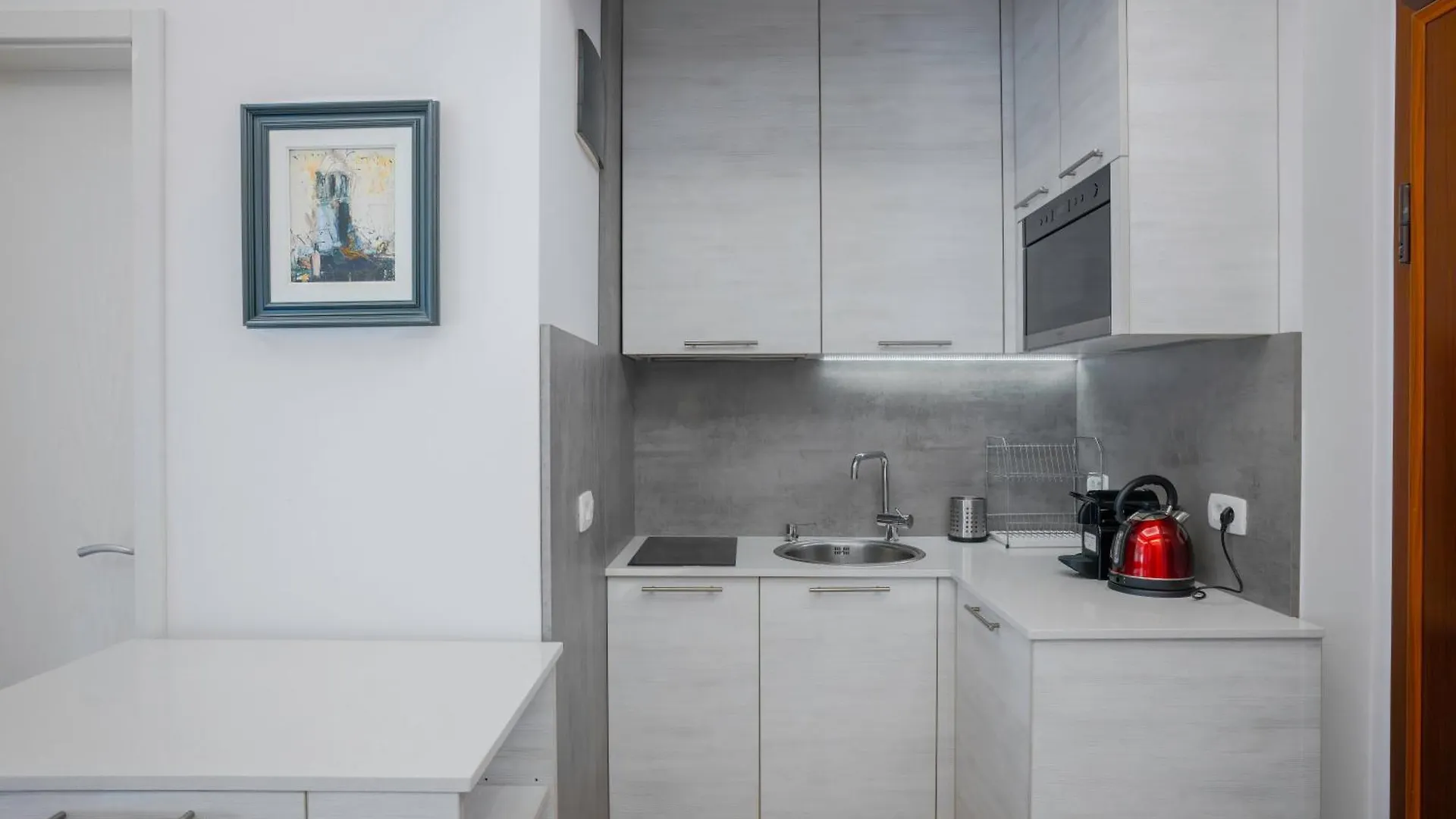Central Luxurious 2 Bd Flat Near Ndk Sofie Bulharsko