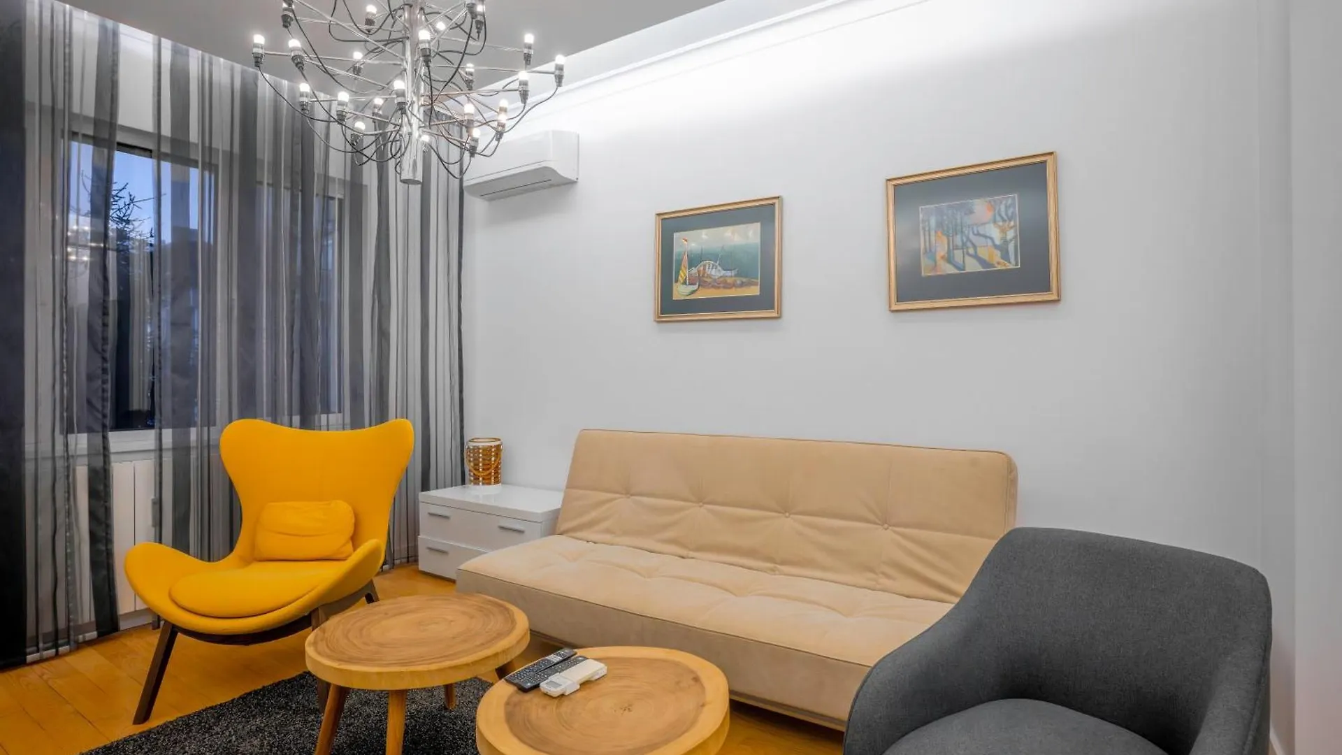 Apartment Central Luxurious 2 Bd Flat Near Ndk Sofia Bulgaria